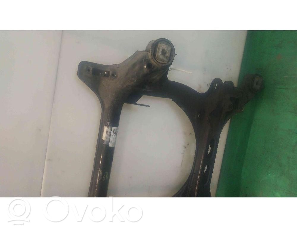 Volkswagen Touareg I Subcadru frontal