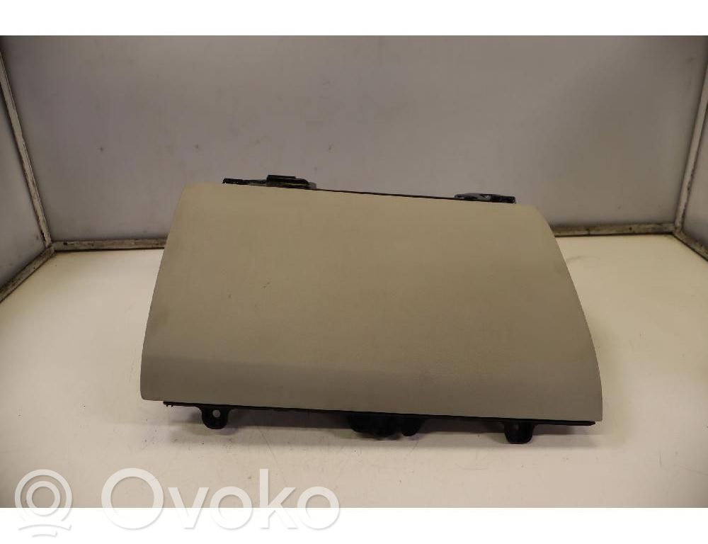 Volvo XC90 Daiktadėžė 