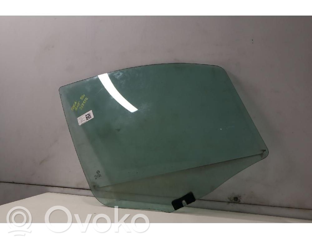 Fiat Idea Vitre de fenêtre porte avant (4 portes)