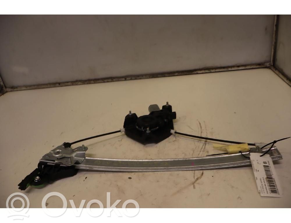 Toyota Aygo X Macara ușă față cu motor 