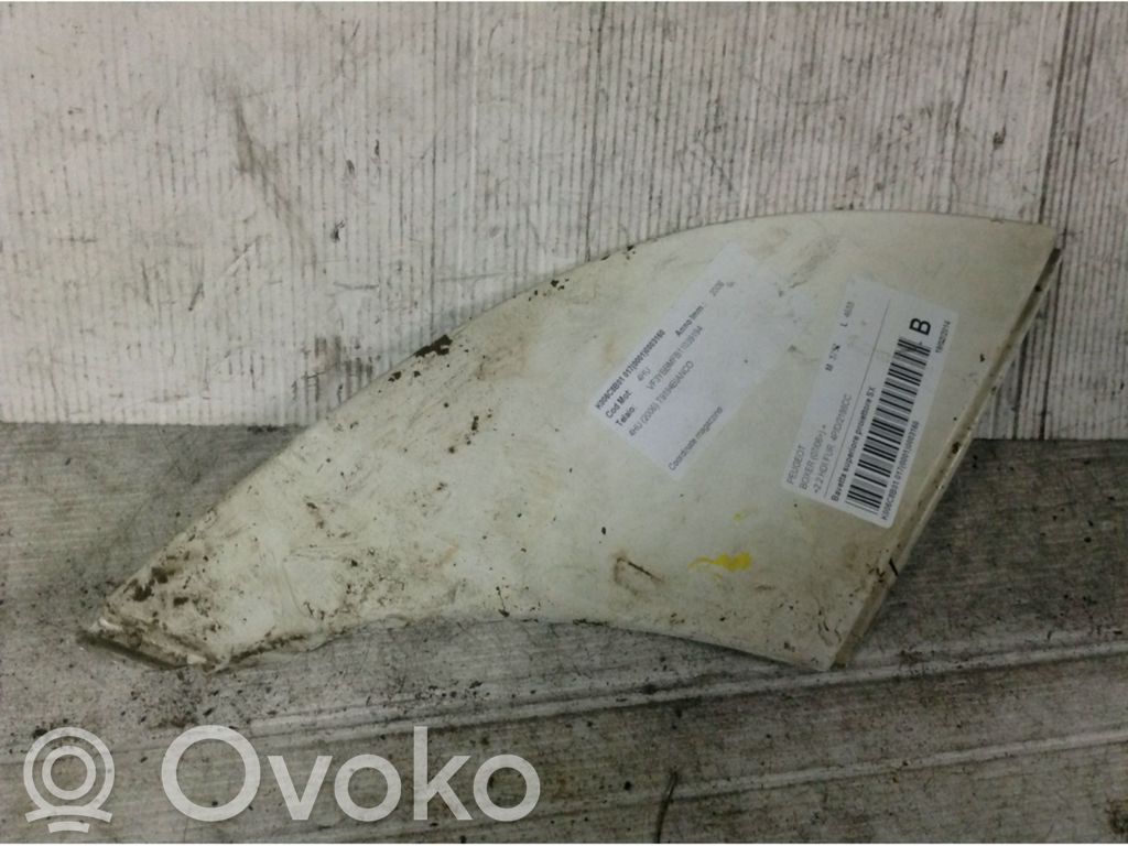 Untere Verkleidung Scheinwerfer