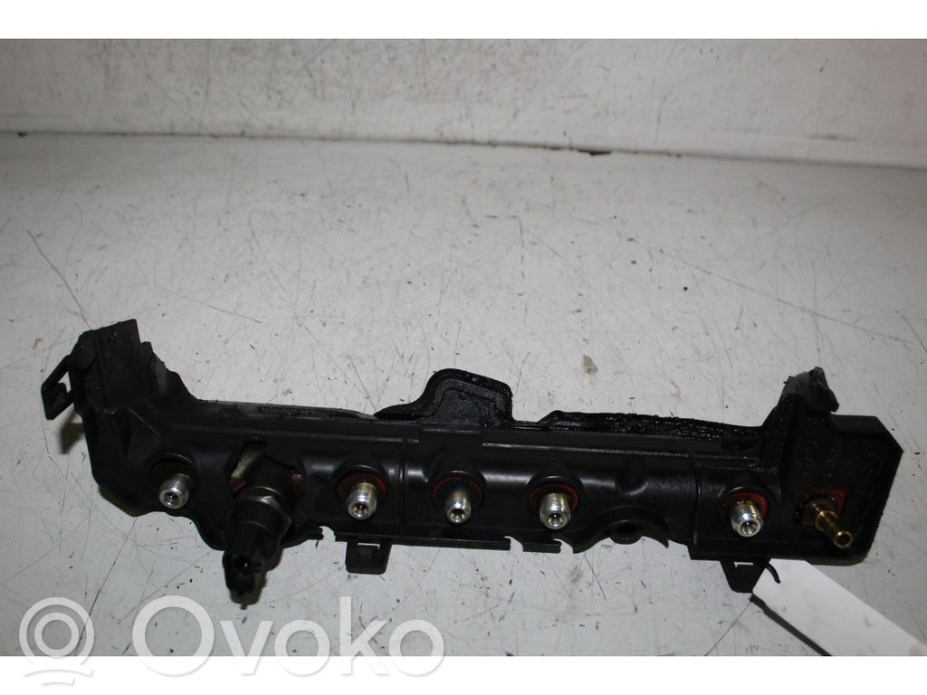 Suzuki Grand Vitara II Rampă alimentare injectoare 