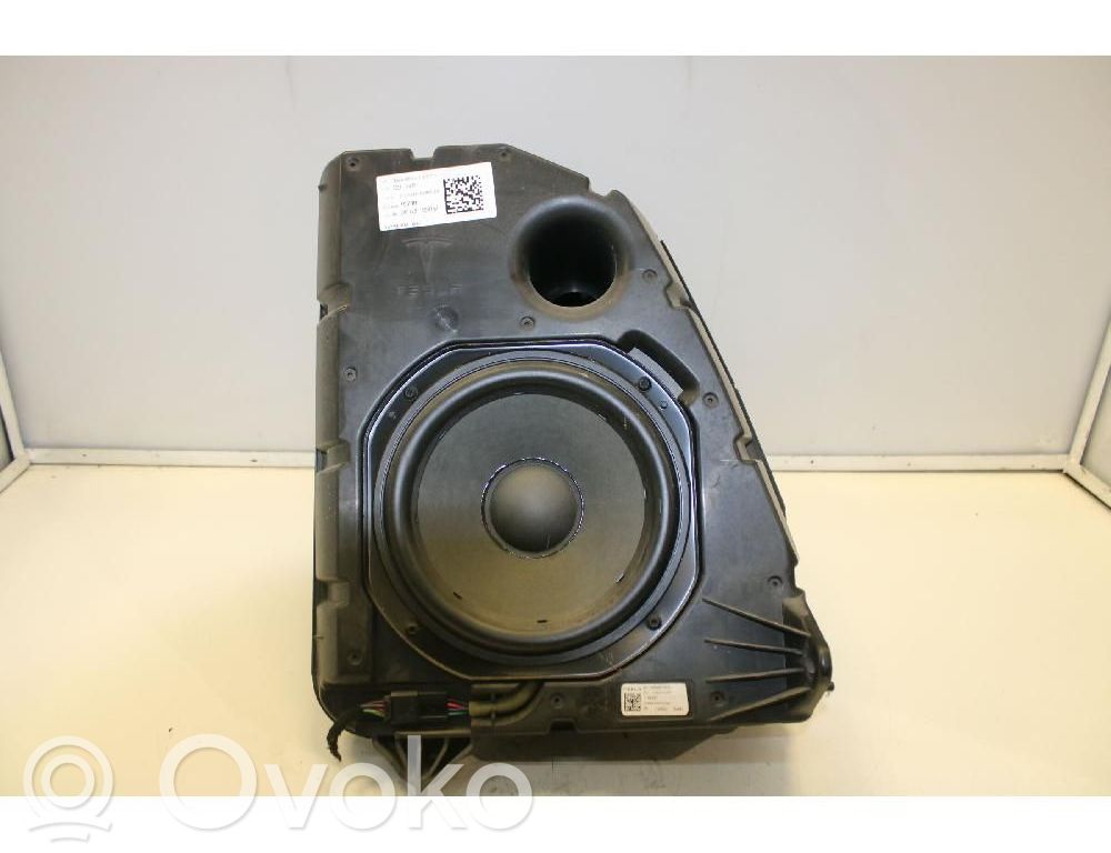 Tesla Model Y Altavoz del panel 