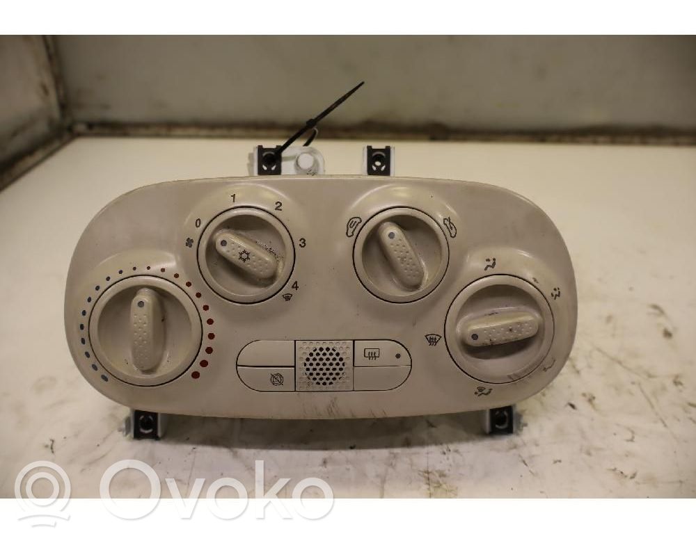 Fiat 500 Panel klimatyzacji 