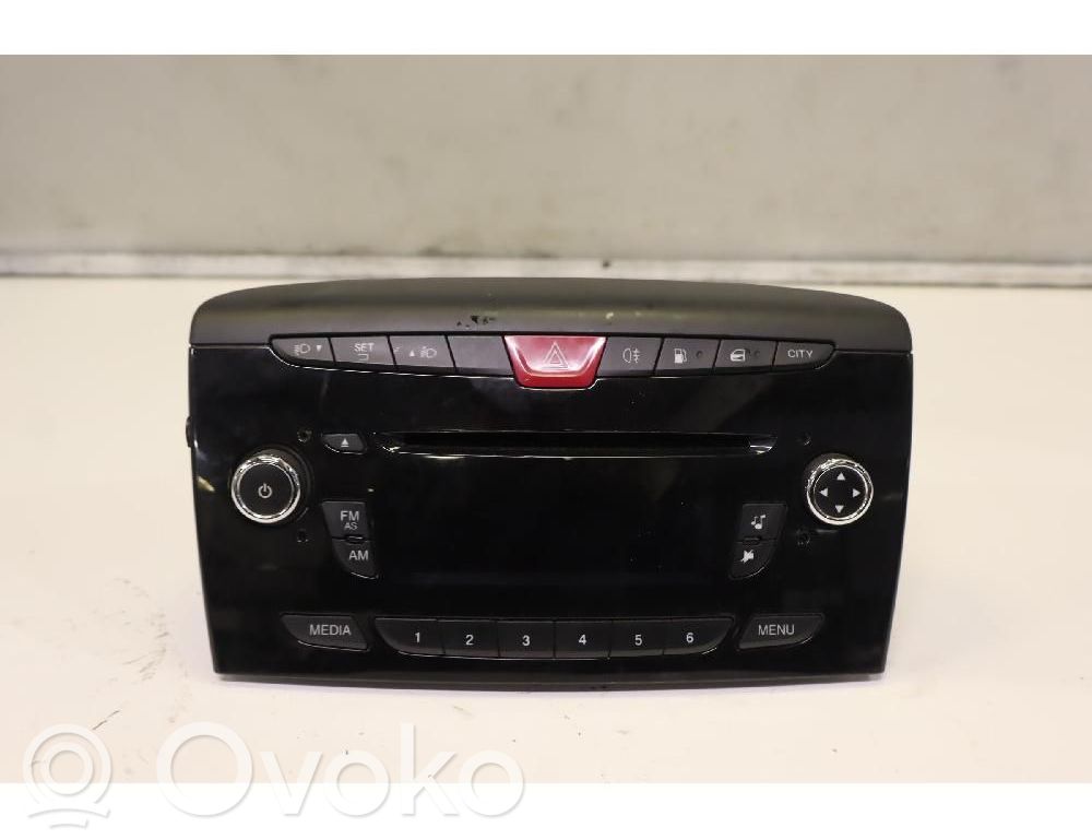 Panel / Radioodtwarzacz CD/DVD/GPS   7355908260