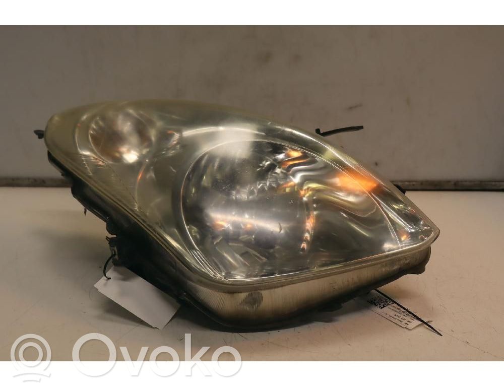 Nissan Pixo Far 