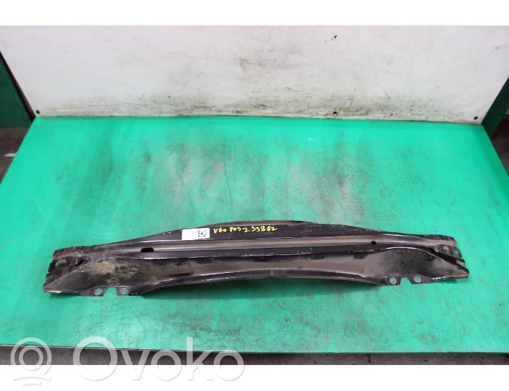 Volvo V60 Takapuskurin poikittaistuki 