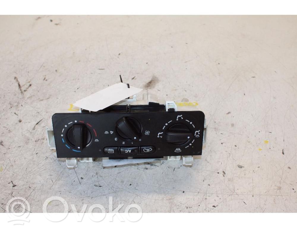 Citroen C3 Climate control unit 