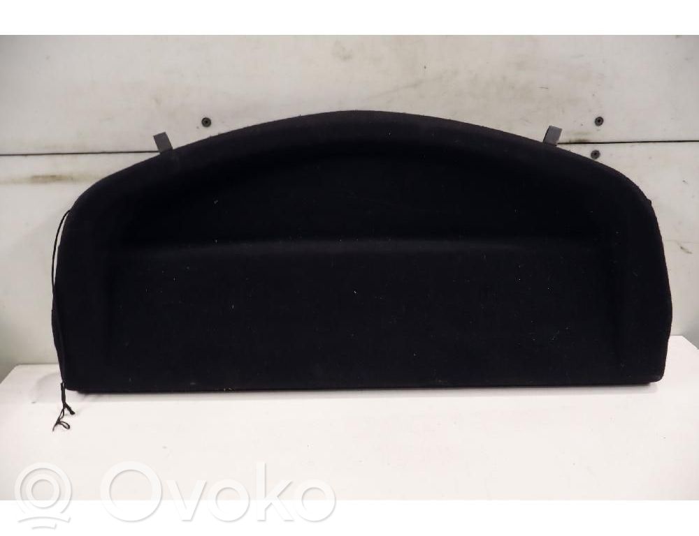 Parcel shelf   D65168310B02