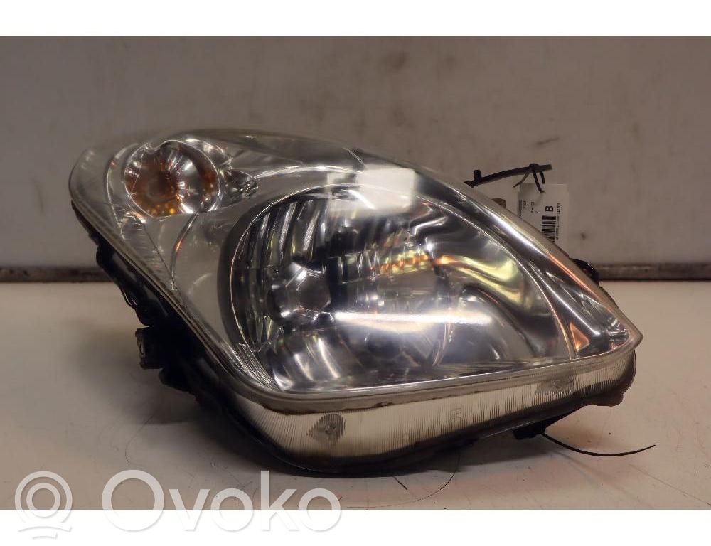 Nissan Pixo Far 