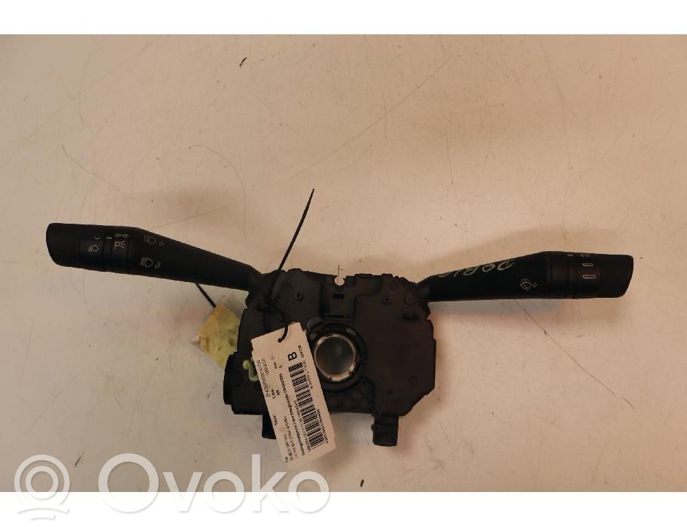 Fiat Doblo Interruptor de luz 