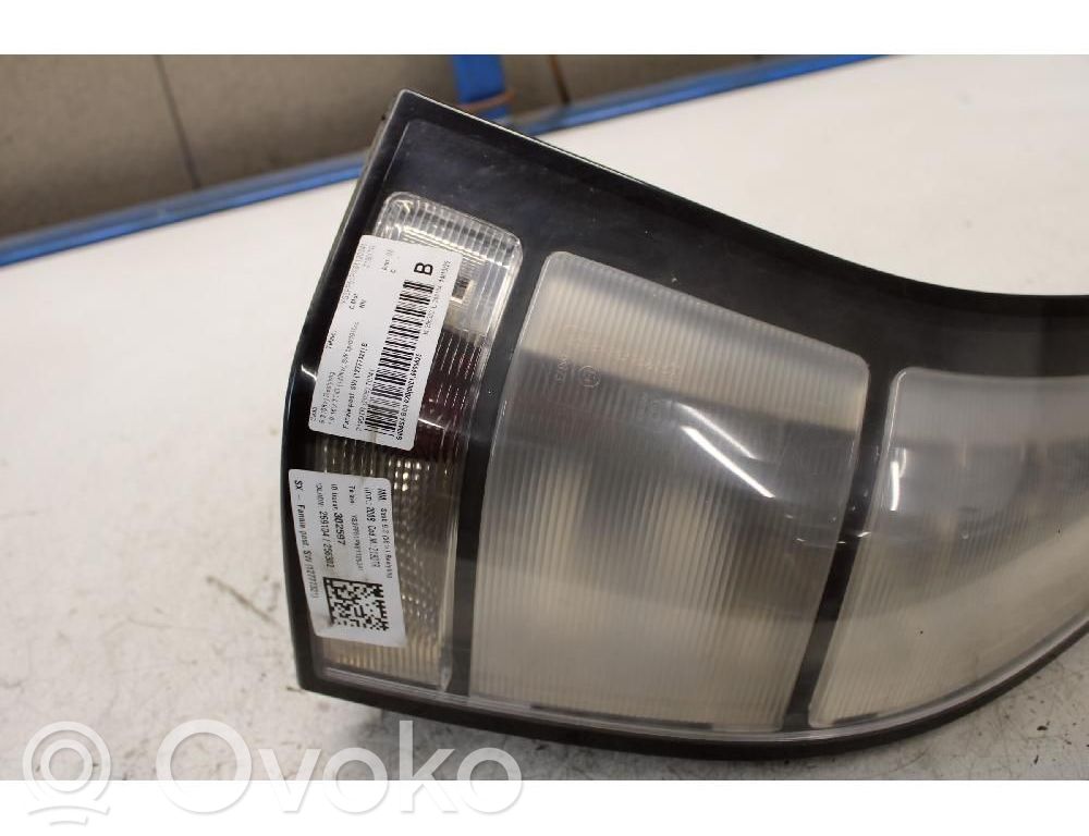 Saab 9-3 Ver2 Lampă spate în caroserie 