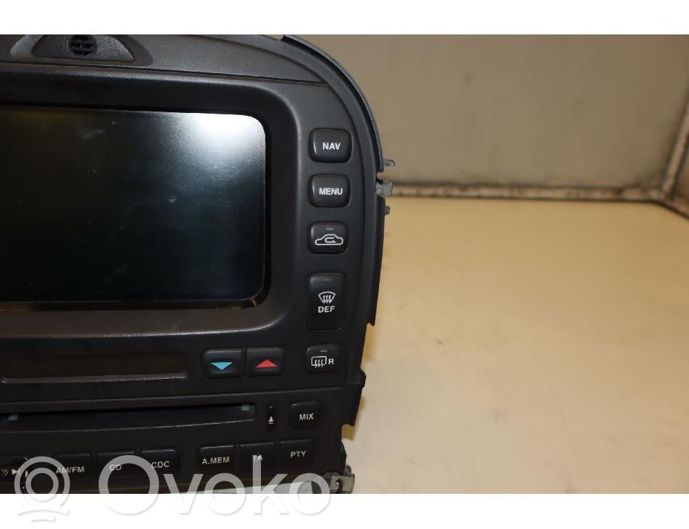 Jaguar S-Type Radio/CD/DVD/GPS head unit 