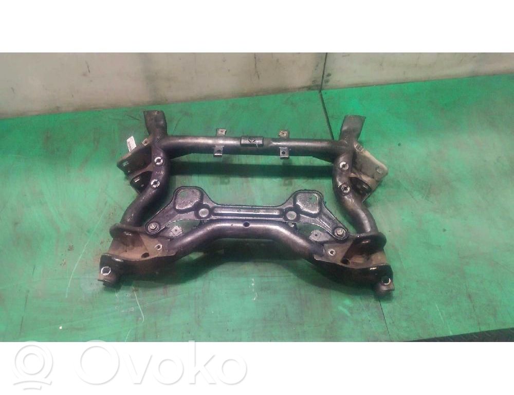 Mercedes-Benz C W204 Sottotelaio anteriore