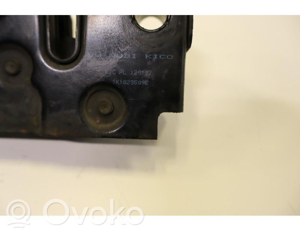 Volkswagen Jetta V Anello/gancio chiusura/serratura del vano motore/cofano