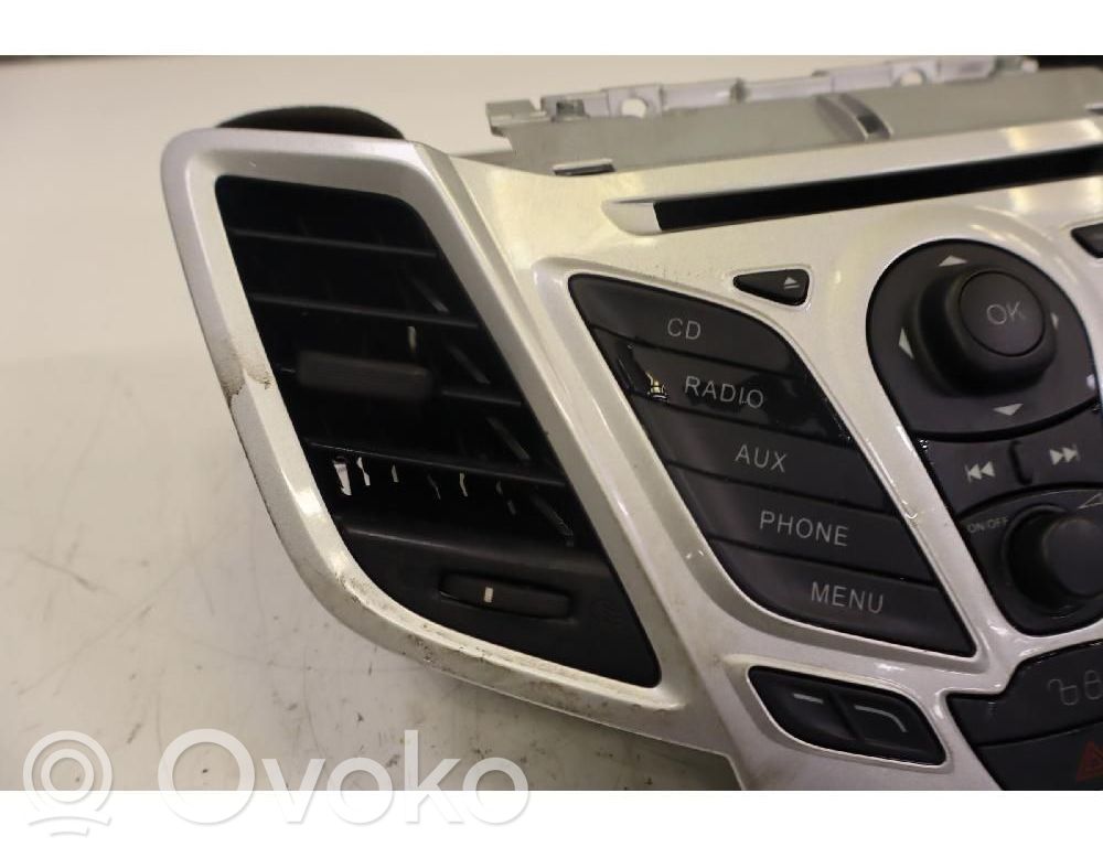 Panel / Radioodtwarzacz CD/DVD/GPS   AA6T18C815AD