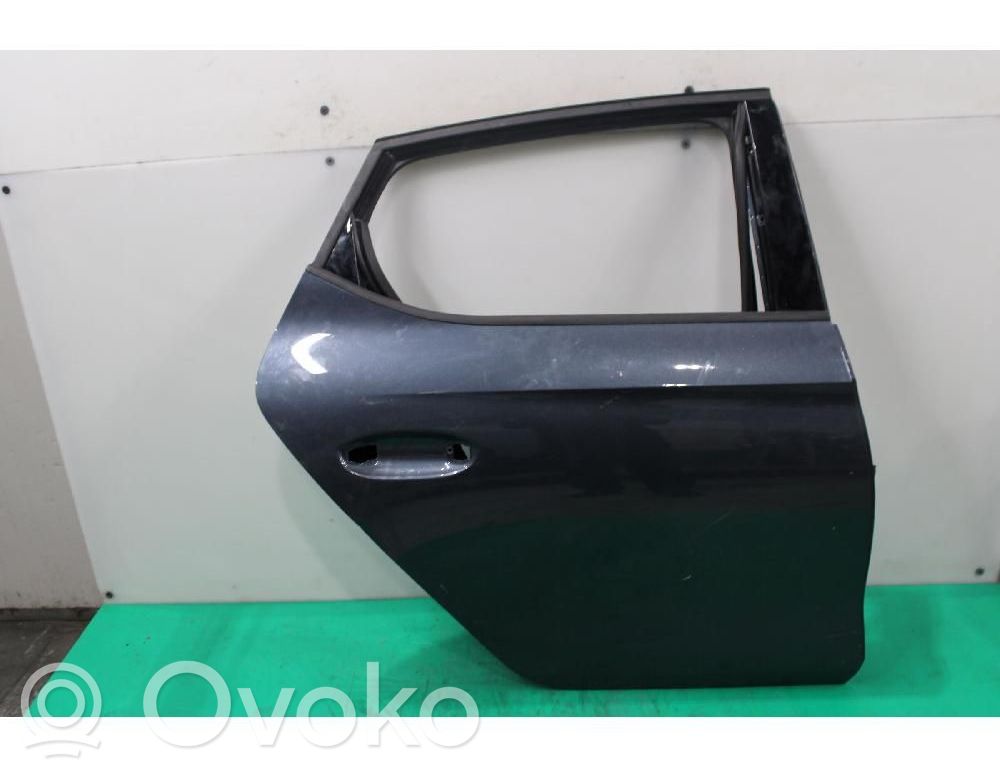 Puerta trasera   5FA833052A