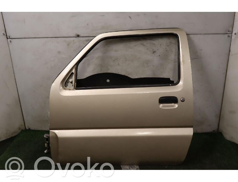 Suzuki Jimny Puerta delantera 