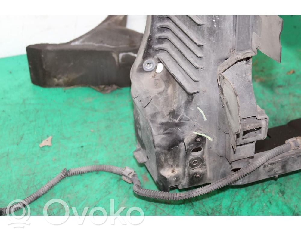 Schlossträger frontträger frontmaske   5M0805588D