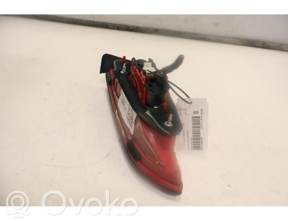 Alfa Romeo 159 Lampy tylnej klapy bagażnika 