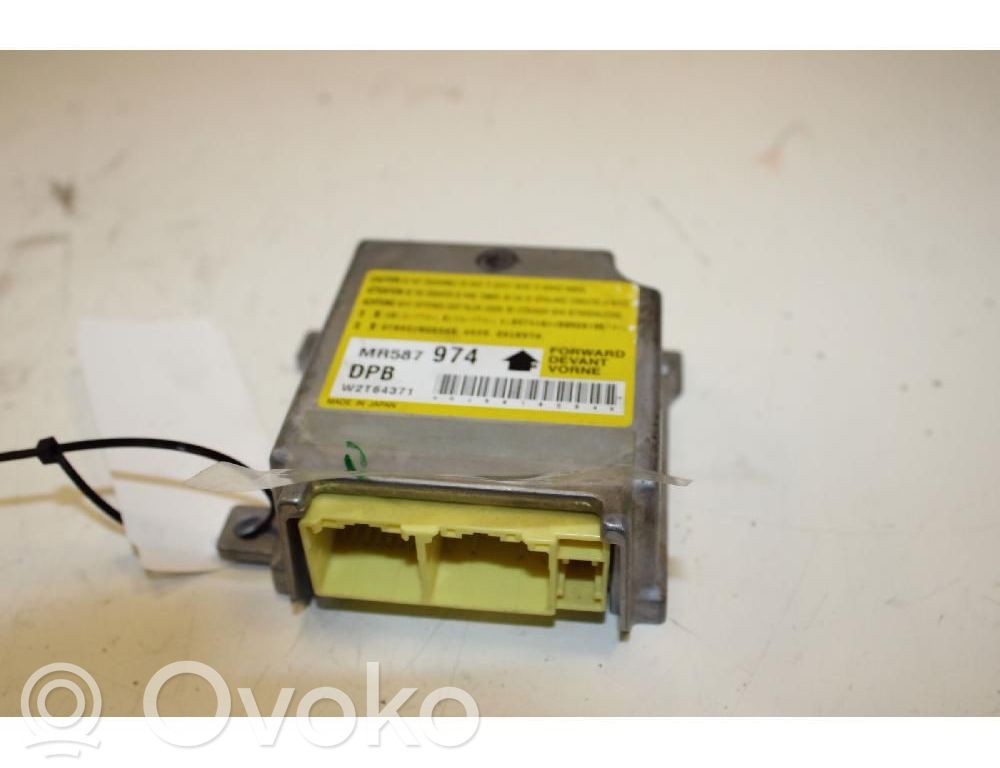 Module de contrôle airbag   MR587974