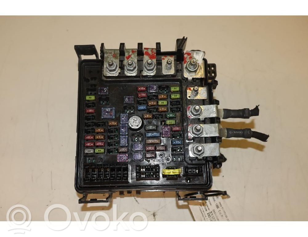 Jeep Compass Fuse module 