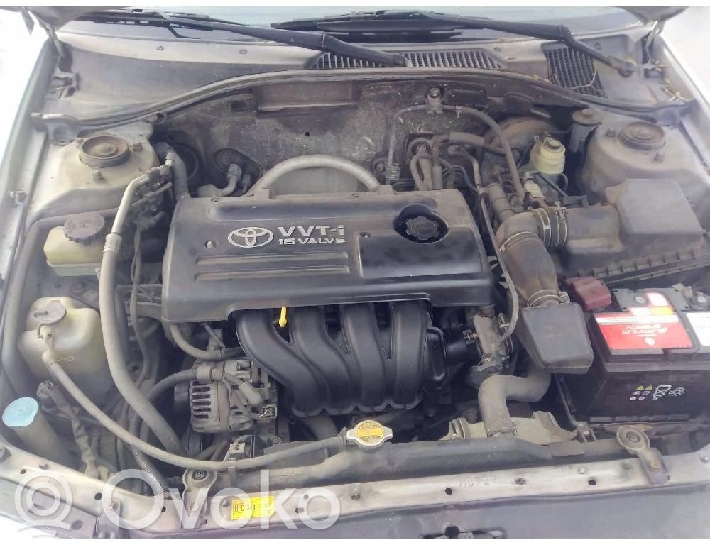 Toyota Avensis T220 Motor 