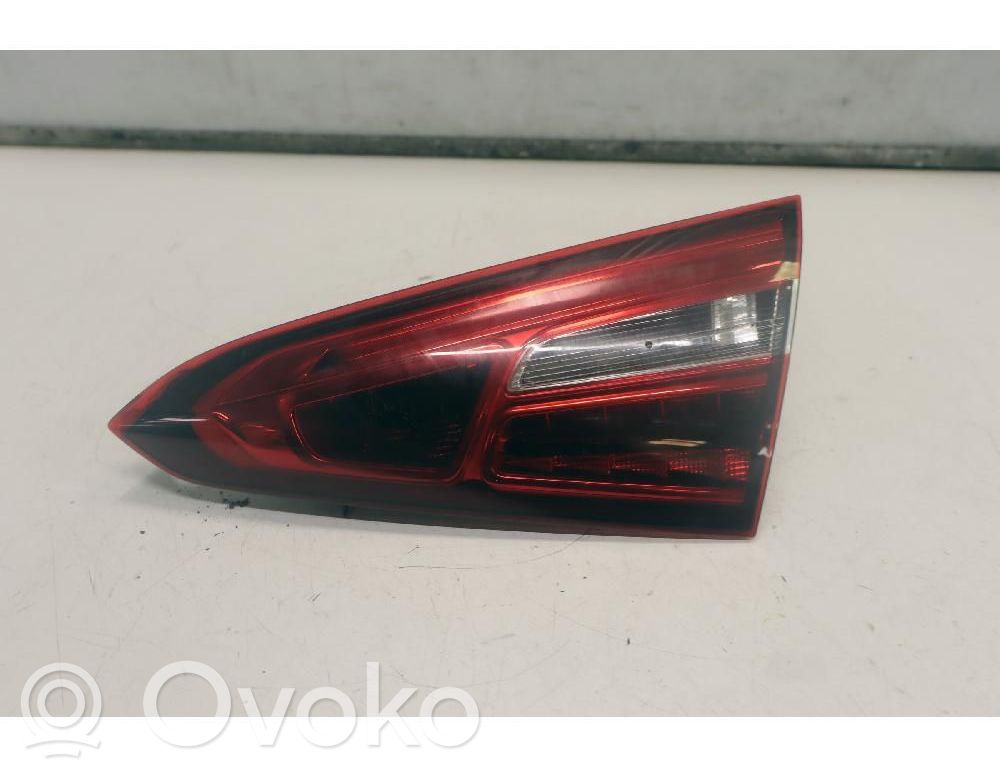 Mercedes-Benz A W177 Lampy tylnej klapy bagażnika