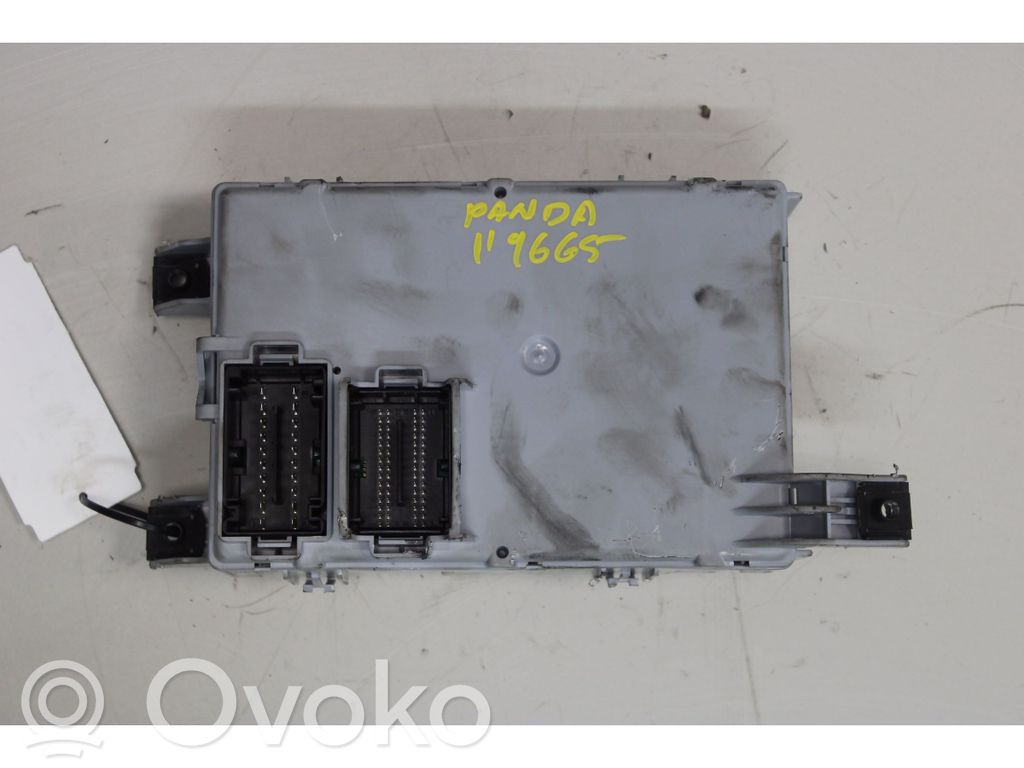 Fiat Panda III Módulo de fusible 