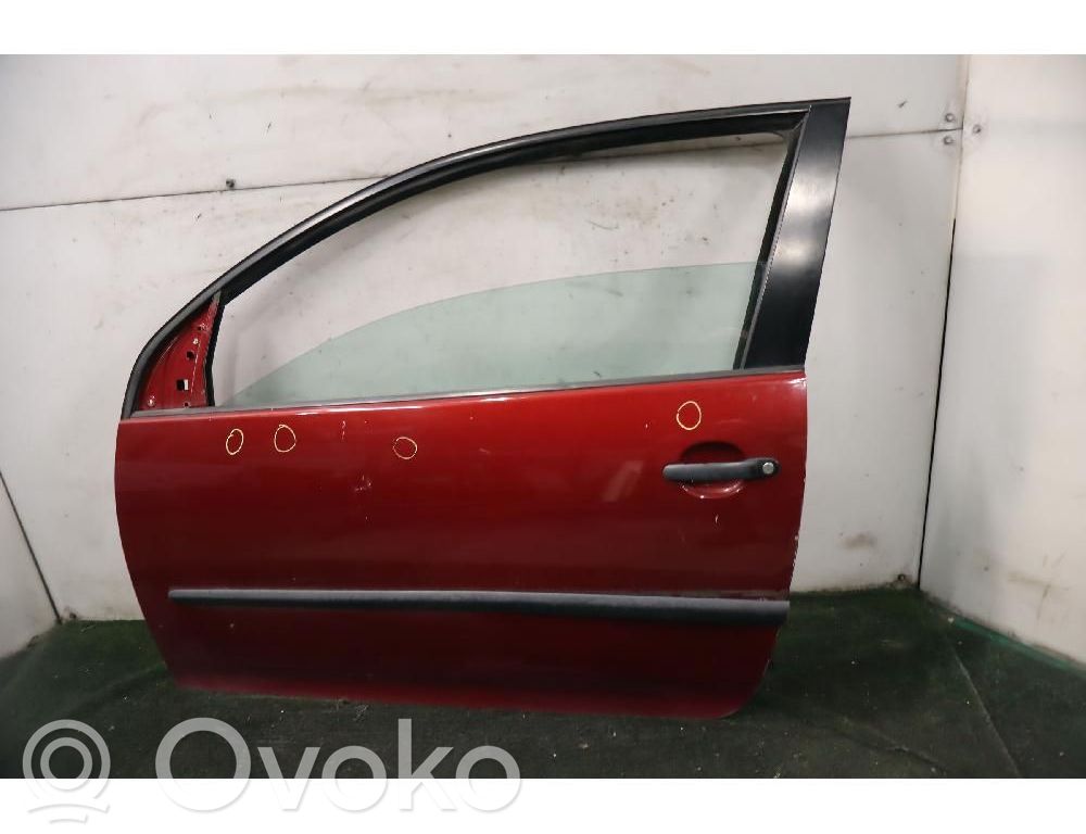 Puerta delantera   1K3831301AB