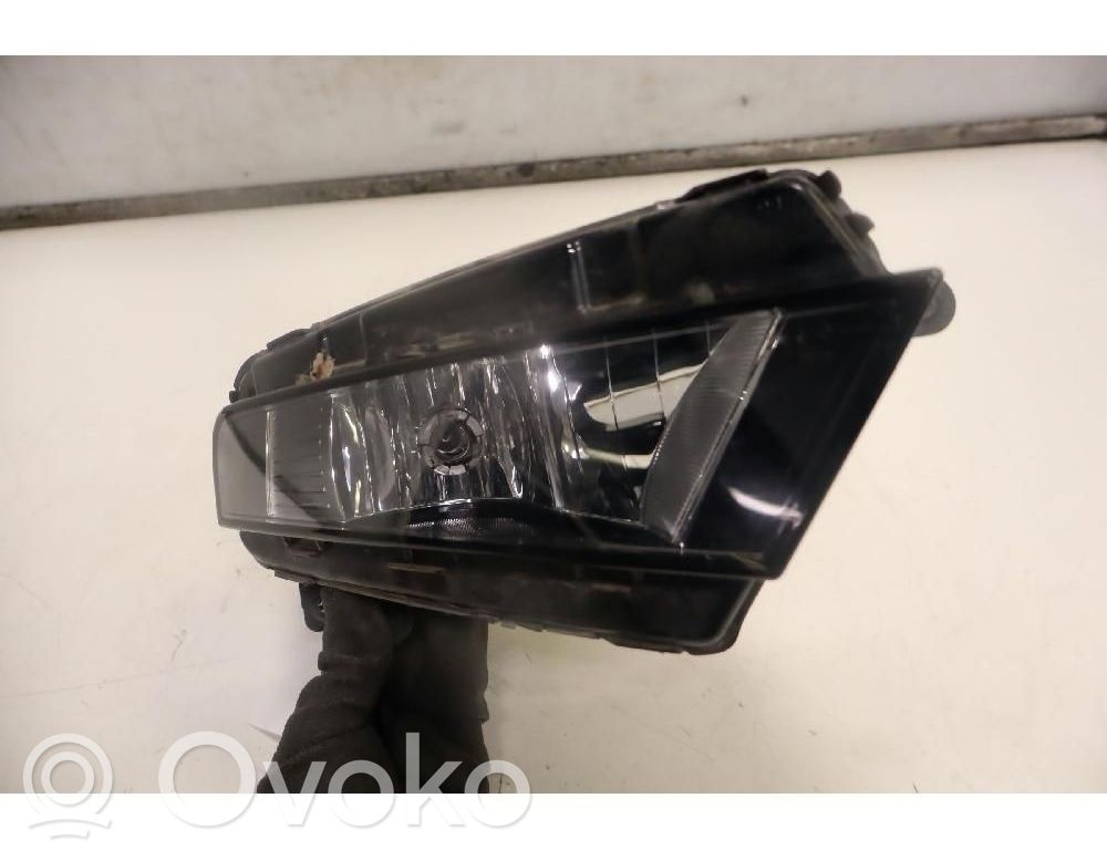 Seat Leon (5F) Etusumuvalo 