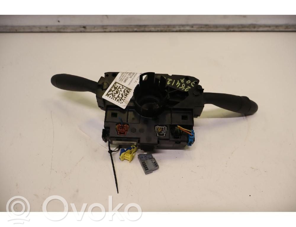 Light switch   96628729XT