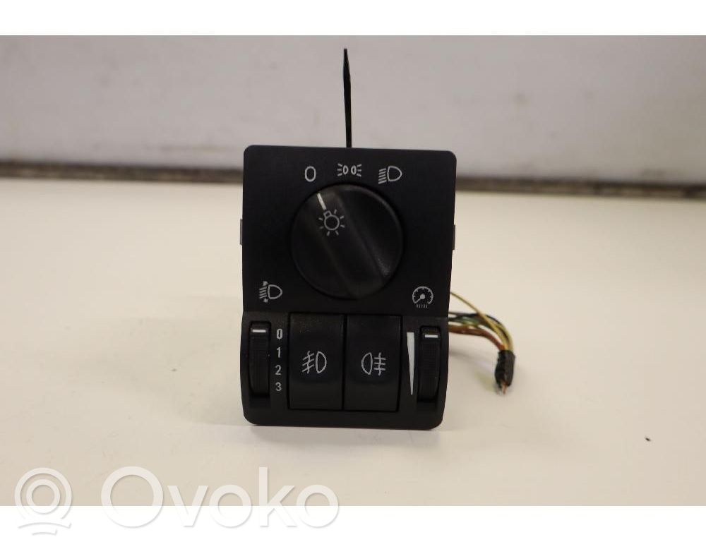 Interruptor de luz   3721086G00000