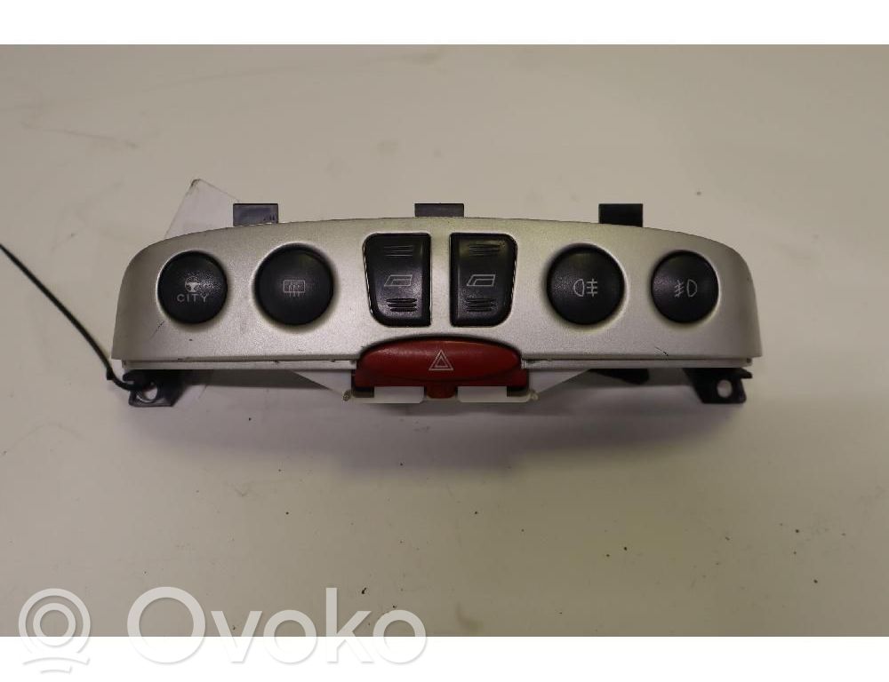 Fiat Punto (188) Comutator comandă geamuri electrice 