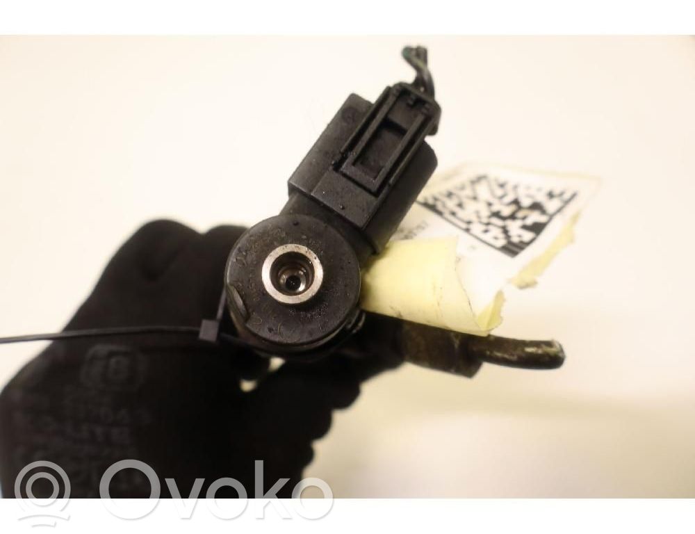 Inyector de combustible   0445110200