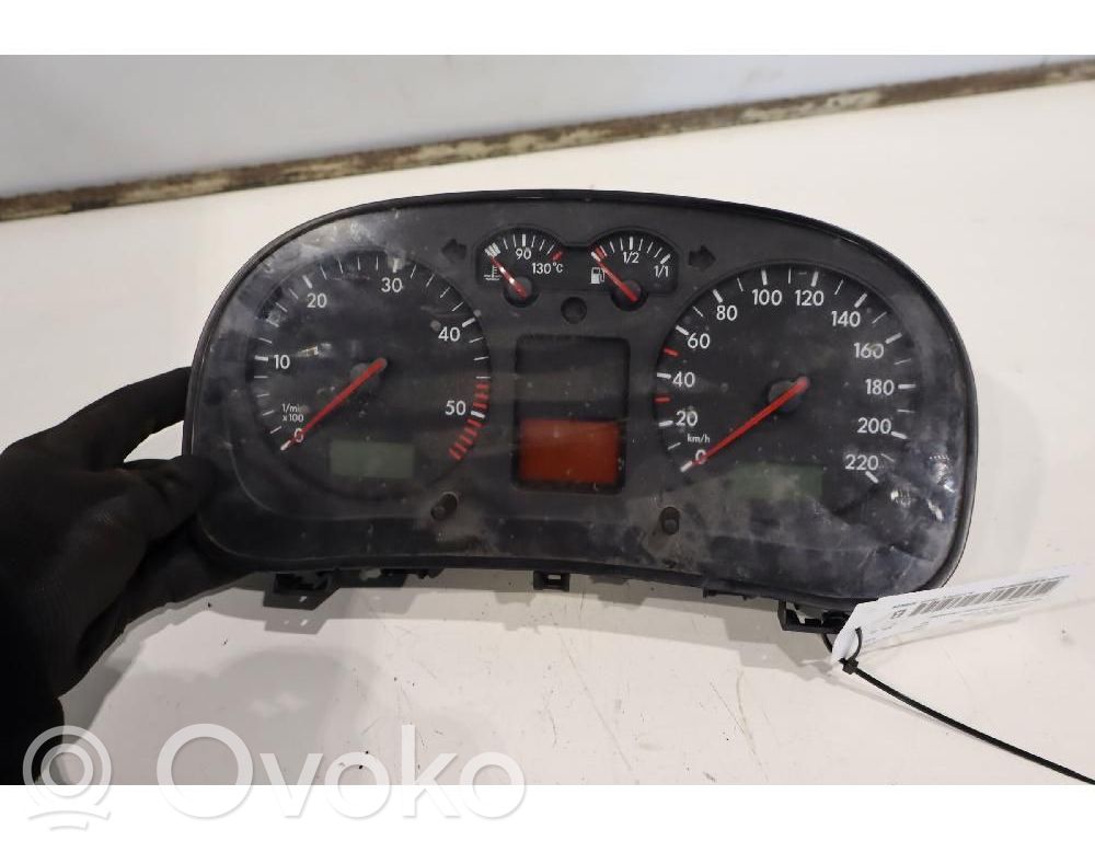 Volkswagen Golf IV Tachimetro (quadro strumenti) 