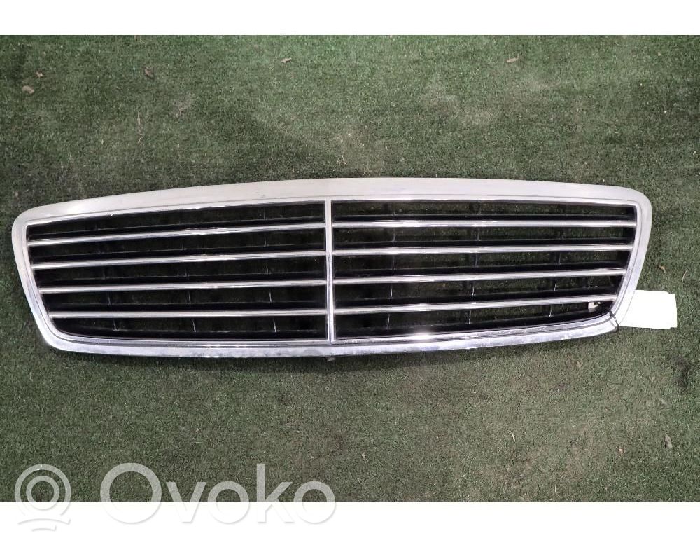 Mercedes-Benz C W203 Grilă radiator față 