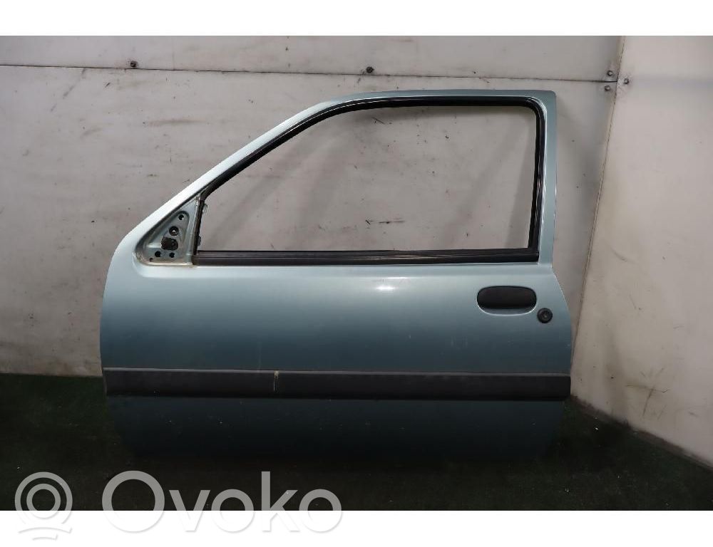 Ford Fiesta Puerta delantera 