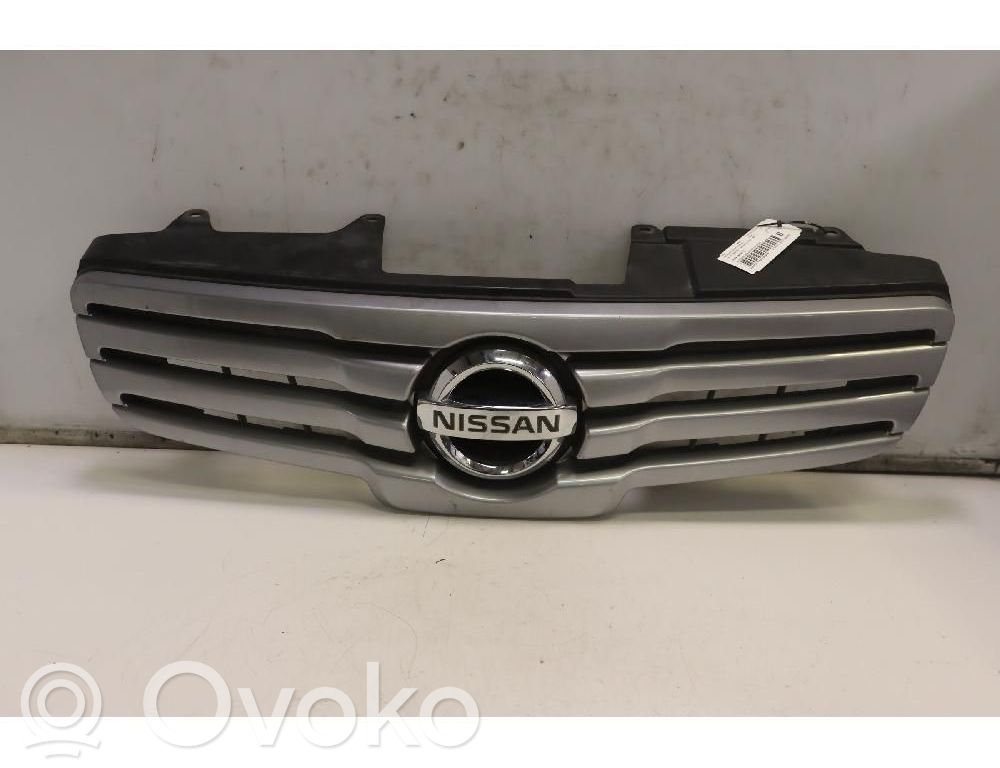 Nissan Qashqai+2 Maskownica / Grill / Atrapa górna chłodnicy 