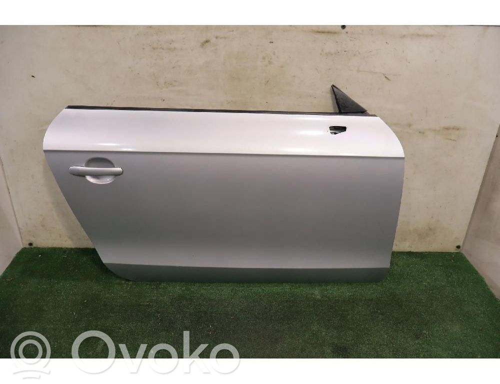 Etuovi   8J0831052A