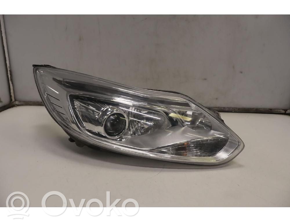 Ford Focus Headlight/headlamp 