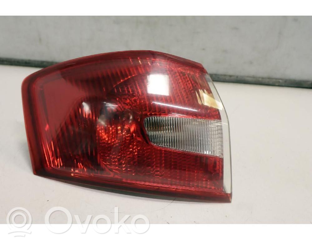 Ford Kuga I Takavalot 
