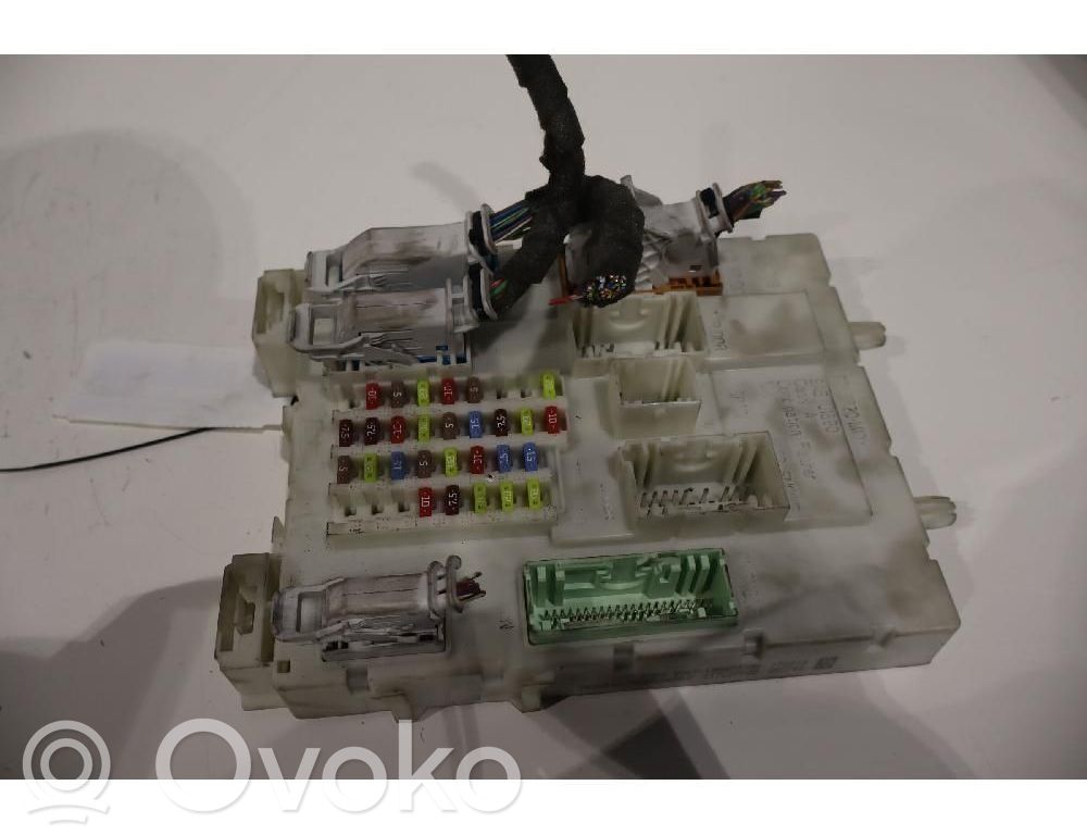 Ford C-MAX II Fuse module 