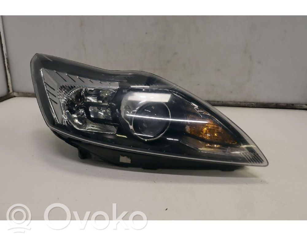 Ford Focus Headlight/headlamp 
