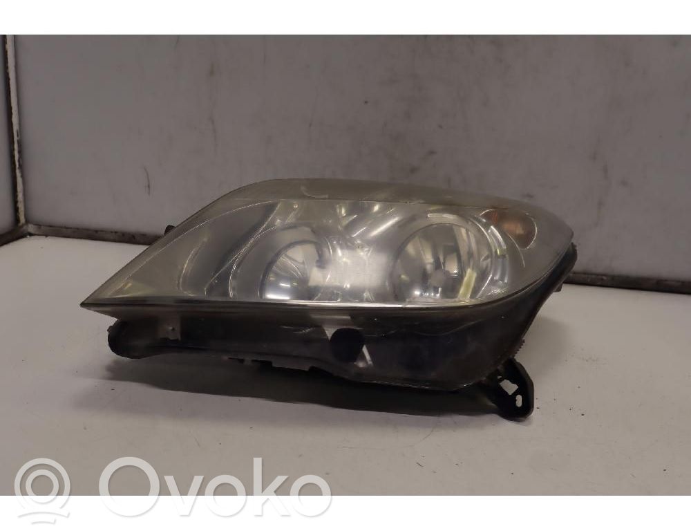 Opel Astra H Faro/fanale 