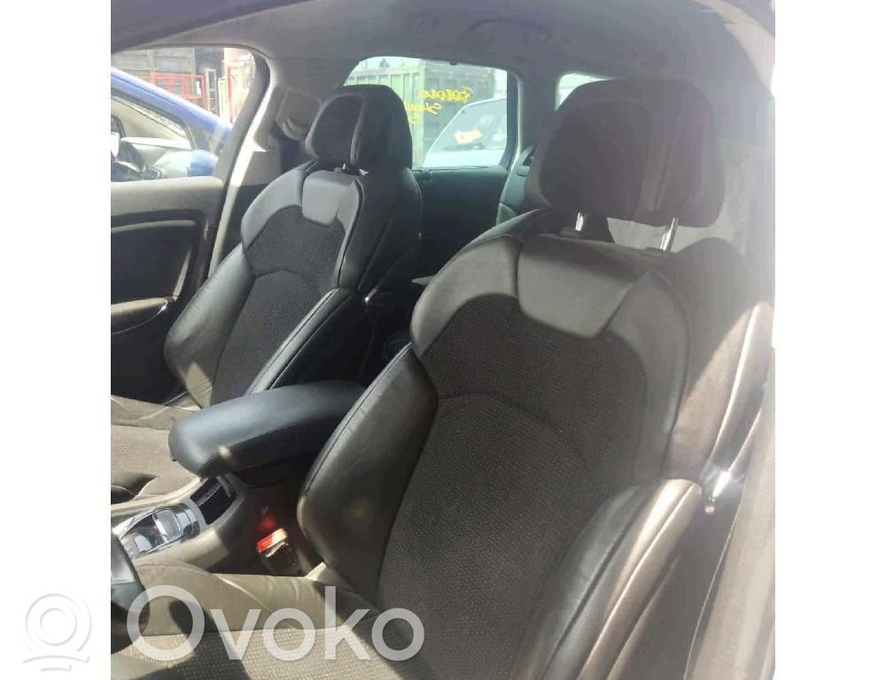 Seat set