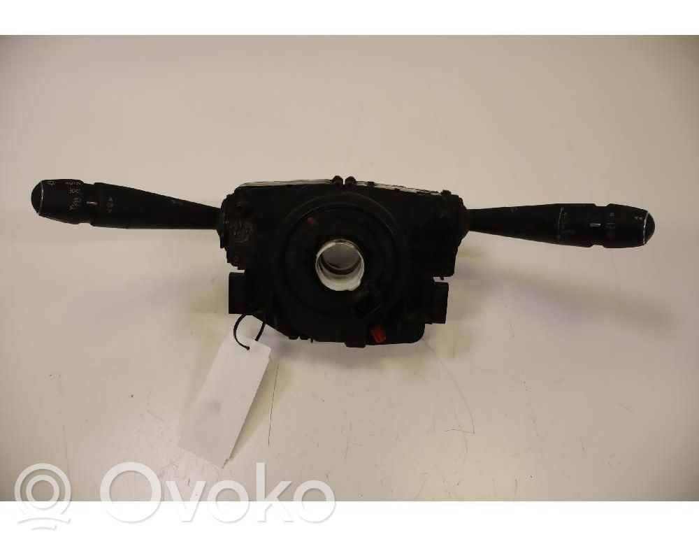Peugeot 2008 II Interruptor de luz 
