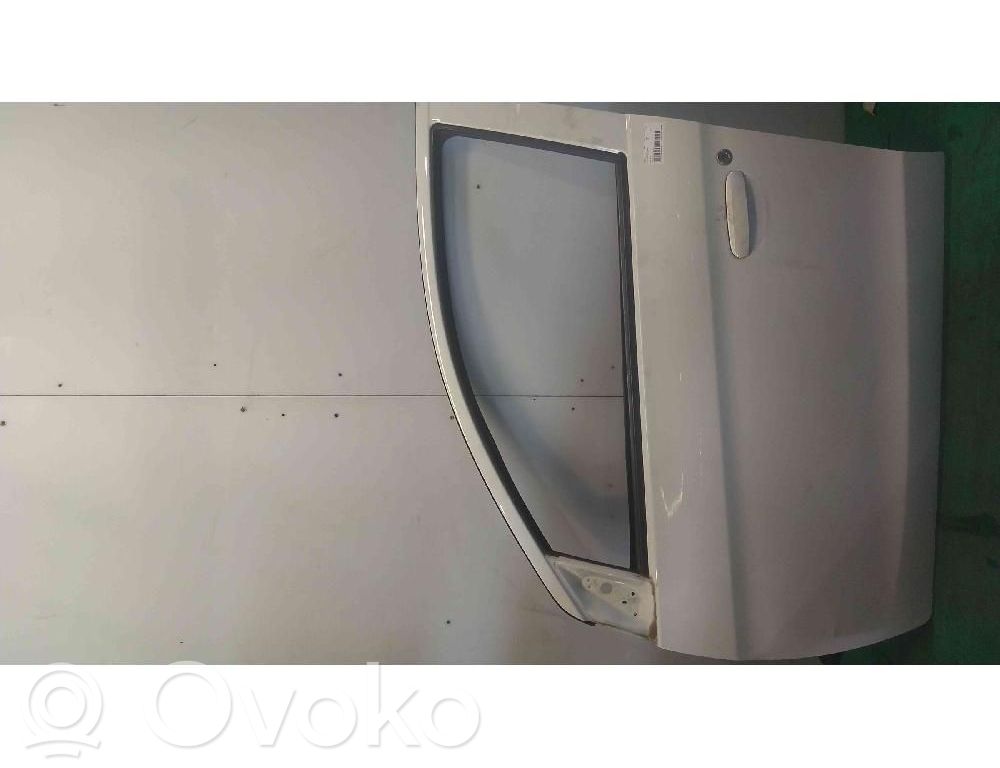Mitsubishi Space Star Puerta delantera 