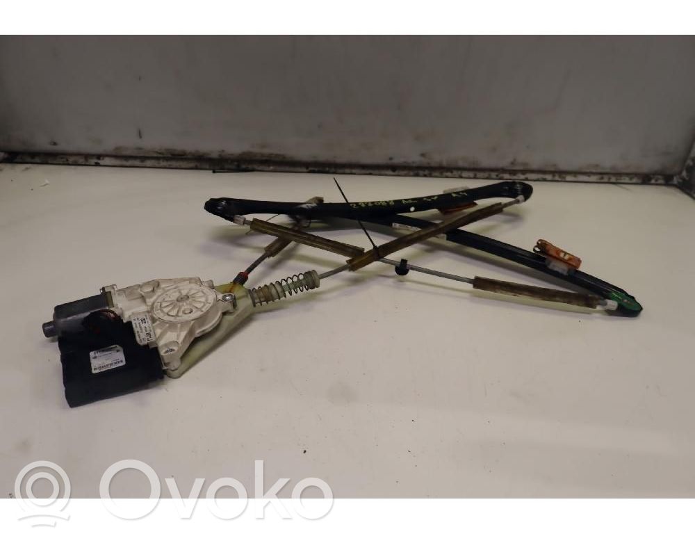 Audi A3 S3 8P Elektryczny podnośnik szyby drzwi przednich 