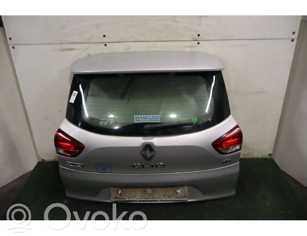 Renault Clio IV Takaluukun/tavaratilan kansi 